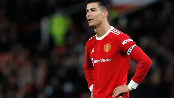 According to The Sun, the Portuguese star met with his manager to discuss his future with the Red Devils.