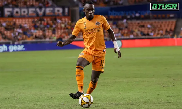 After having a great experience in MLS, Alberth Elis will continue his career in Portugal. He will join Reggie Cannon and Jorge Benguché in Boavista Futebol Club.