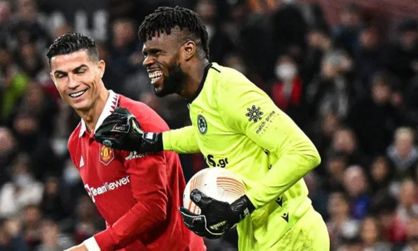 After Manchester United's match against Omonia, this was the reaction of the opposing goalkeeper after his great performance