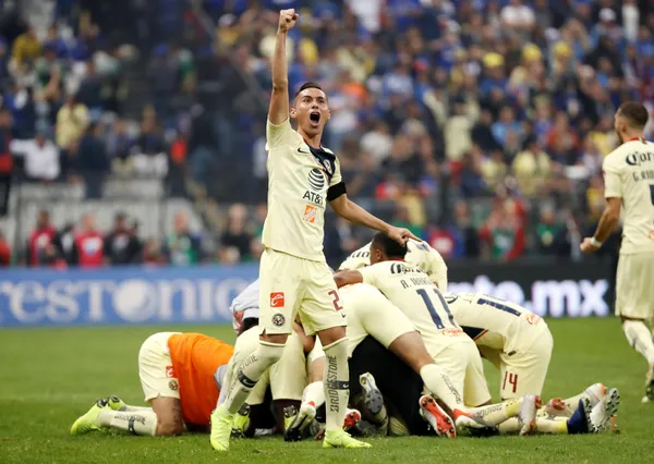 After playing for over 15 years in Liga MX and appearing several times for the national team, he is looking for a new club, and does not give up.