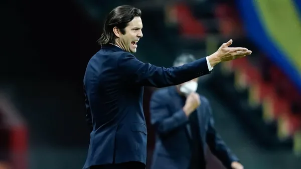 After the rumors about an alleged bad relationship, Santiago Solari gave his opinion on the management of Santiago Baños in the transfer policy of America.