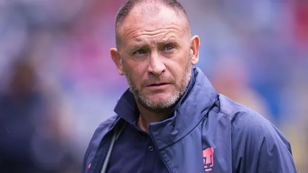 After two defeats in a row in a week and of such importance, it is difficult for the coach to assimilate.