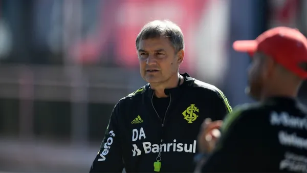 Aguirre will replace Juan Reynoso as La Máquina coach.