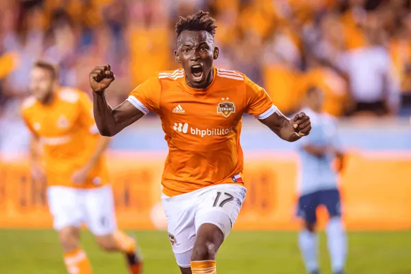 Alberth Elis joined Dynamo in a $2.5M transfer fee four years ago. The 24-year-old attacking winger always desired to play in Europe. And his dream seems to become truth.