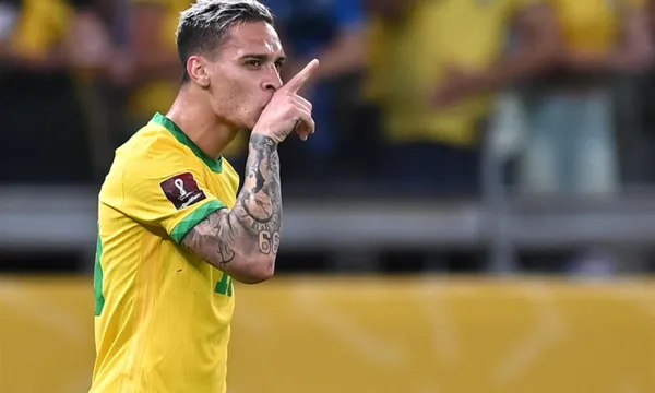 Antony became a real target for Manchester United, they are offering 40 million euros plus 10 million in variables.