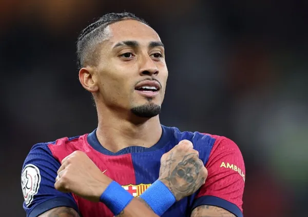 aphinha's goal after a cracking play by Lamine Yamal for the 3-0 win in Barcelona vs Betis in the Copa del Rey