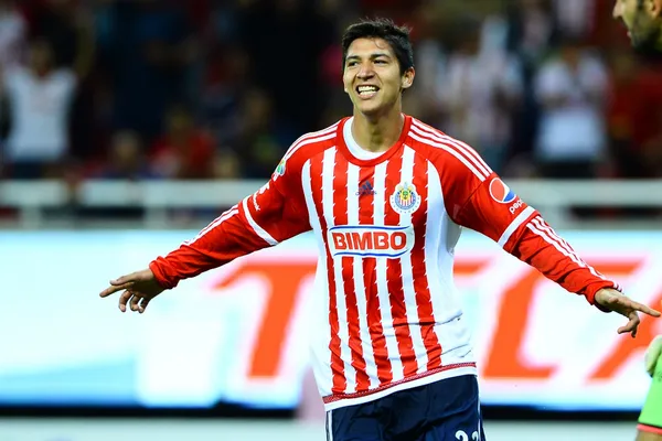 Atlas plays against Chivas de Guadalajara and Zaldivar mocks his classic rival on Twitter.