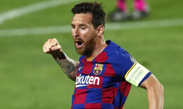 Barça is trying to sign a player from Guardiola side to make Messi happy.