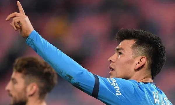 Barcelona is after a couple of players before the transfer window ends.