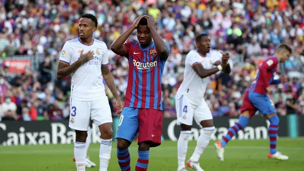 Barcelona is today a team of the heap. Without going any further, he is in the middle of the table of the tournament, and walks aimlessly in the UEFA Champions League, without being competitive at all.