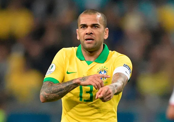 Brazilian defender Dani Alves could be heading to the Liga MX after leaving his hometown club Sao Paulo.
