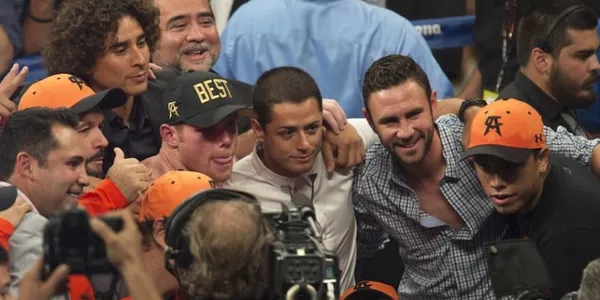 Canelo Álvarez makes a comparison with Chicharito in an effort to illustrate Mexican people's lack of support towards their own.