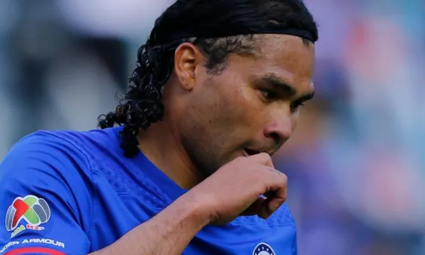 Carlos Peña will end up his career playing with FC Warriors of the third division of Mexico