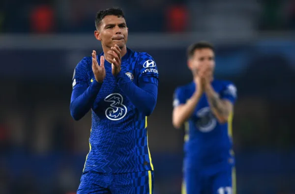 Chelsea and Napoli are top of the Premier League and Serie A table respectively. See how they compare in numbers.