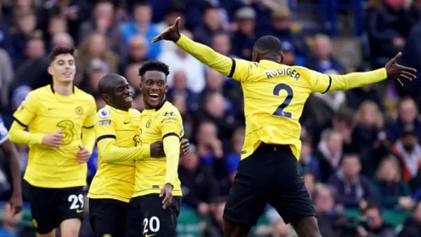 Chelsea once again showed why it is the best team in Europe, and beat Leicester 3-0 in a categorical way, in a new day of the Premier League.