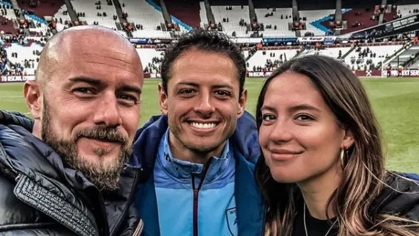 Chicharito Hernandez has a new romance waiting for the return to LA Galaxy training and surprised even Sarah Kohan