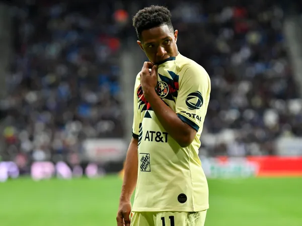 Club Tigres would offer the Quiñones ones, Julian and Luis, both offensive players, as a bargaining chip for Club América.