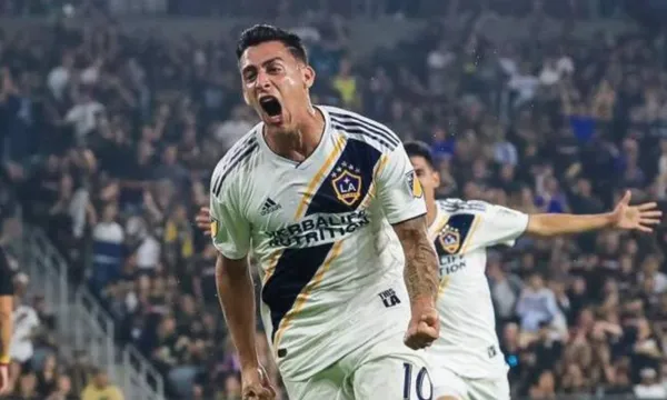 Cristian Pavón has become an essential piece for Guillermo Barros Schelotto's team; however, his future is uncertain.