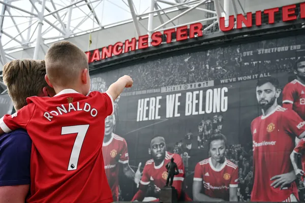 Cristiano Ronaldo commanded in Manchester United's victory against Newcastle on date 4 of the Premier League. The Portuguese star scored a double after his return to Old Trafford.