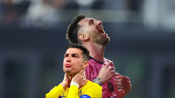 Cristiano Ronaldo disappointed with Al Nassr while Lionel Messi screams with Inter Miami.