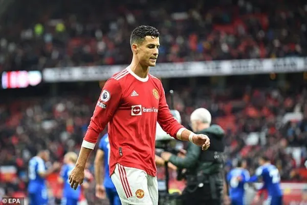 Cristiano Ronaldo started the match against Chelsea on the bench and he reacted angrily after the match by heading straight for the dressing room without shaking hands after the match.