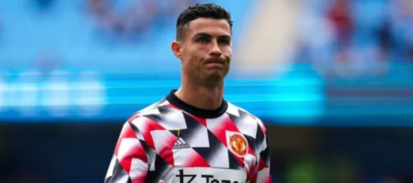 Cristiano Ronaldo starts once again in the bench.