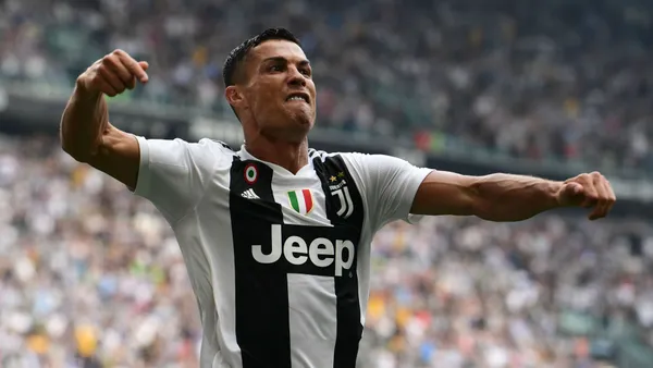 Cristiano Ronaldo was the center of attention in Italian soccer, the media began to talk about the transfer of the Portuguese to Real Madrid or Manchester City, CR7 took it upon himself to speak on his social networks to stop the rumors that distanced him from Juventus.