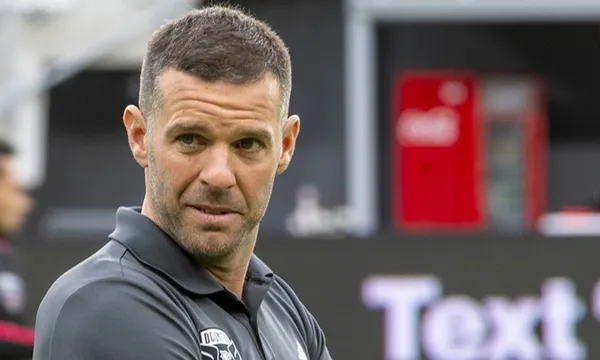 DC United coach Ben Olsen will have to solve a problem. However, it is a win-win situation for the team: two greats players for only one slot.
