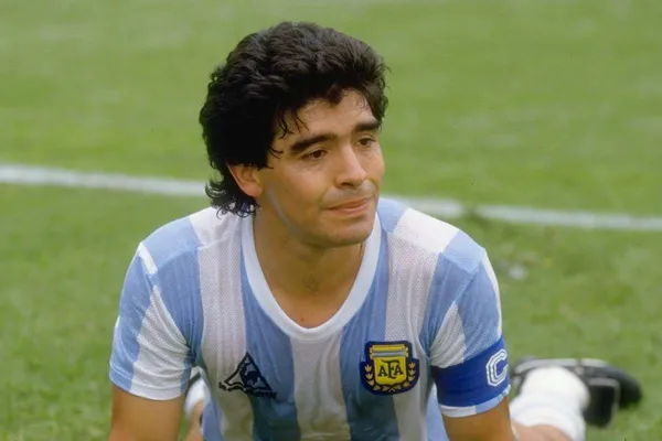 Diego Maradona died in the last minutes after not being able to overcome a cardiorespiratory arrest and everyone regrets his loss