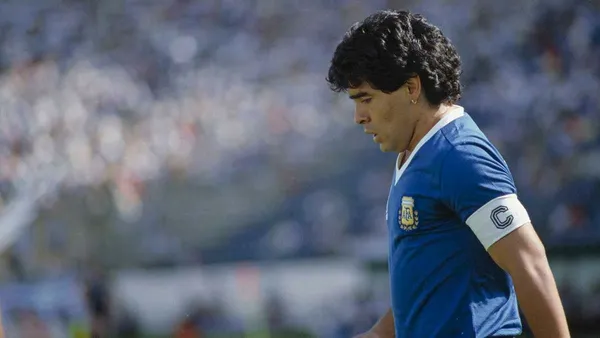 Diego Maradona rests in peace, but lives in the people. Even, not only in the head, if not that in some cases, also in his skin. Which players have he tattooed?