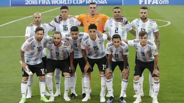 Diego Maradona was his idol and after his death, he decided the best would be to pay tribute to him in his own way