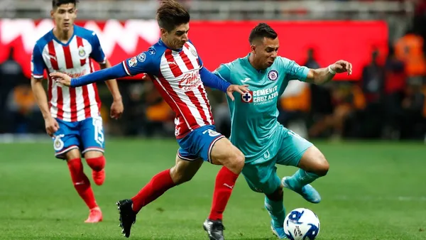 During the last years, both clubs have been transferring players within the other. The plan to do it again.