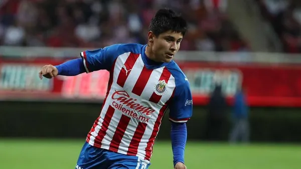 Eduardo López played an awful match against Cruz Azul and the fans are tired of him, they want him out.