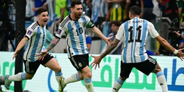 Facing the duel against France, the organization made the clothing of both teams official and the fans were happy.