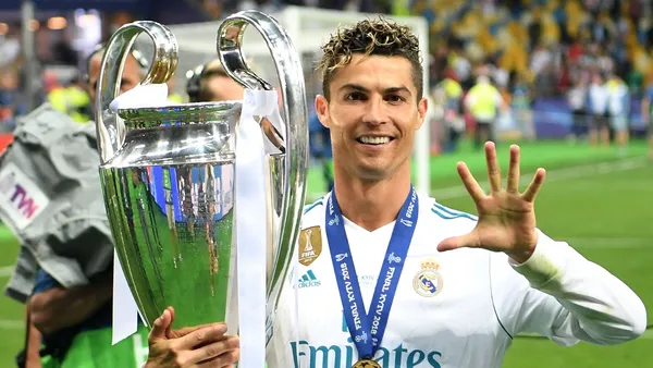 Florentino Perez wants Cristiano Ronaldo to return to Real Madrid and that is why he already has a new job in mind for the Portuguese.