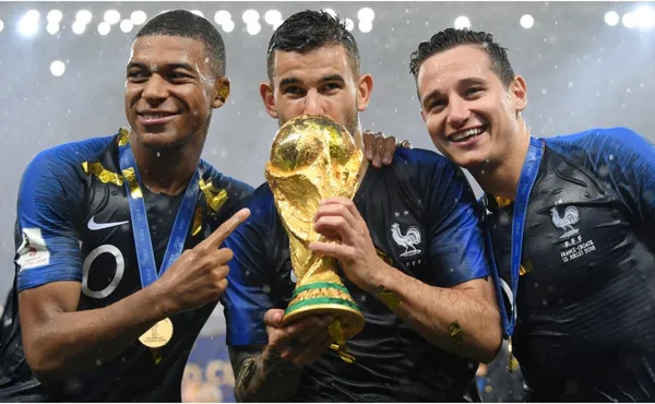 Florian Thauvin rejected offers in European soccer to join Tigres with Gignac Milan and Atletico Madrid made the last attempts to keep Thauvin in European leagues, but André Pierre Gignac did his part to secure his arrival in Liga MX.