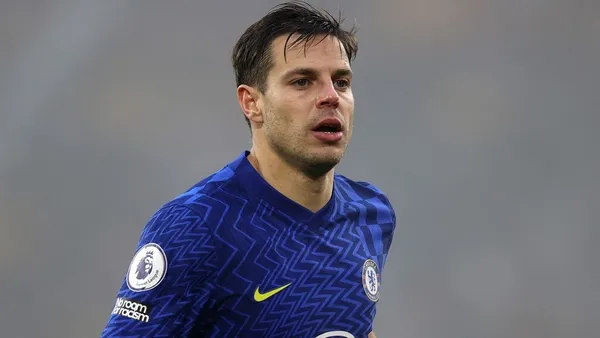 'Football Insider' claims that César Azpilicueta has already reached an agreement in principle with Barcelona to join as a free agent for next season.