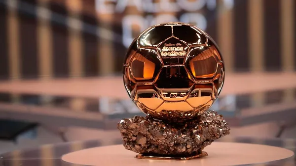 France Football created an award that will reward the best team in history and it is called Golden Ball Dream Team.