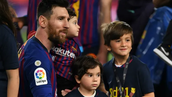 France Football revealed who are the XI best players of soccer world history and this was the unexpected reaction from Messi’s son.