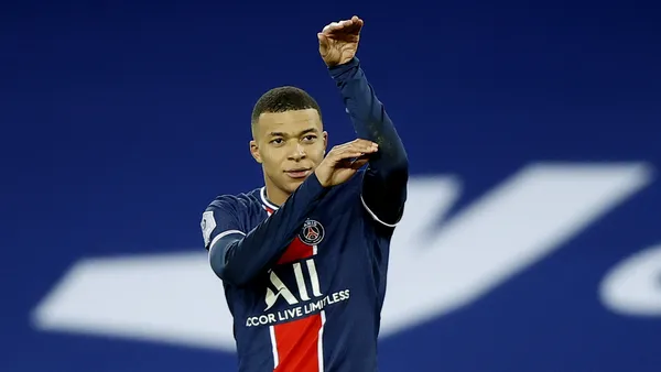 French striker loves luxuries