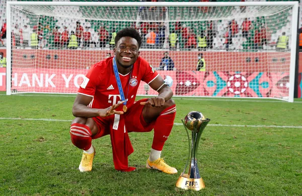 From being one of the best defenders in the world, he became a substitute at Bayern Munich so he could continue his career in Spain.