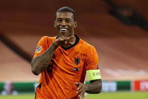 Giorginio Wijnaldum is wanted by both Barcelona and PSG, a team that made him an irresistible financial offer