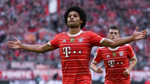 Gnabry considered leaving Bayern this summer but it seems his plans are changing.