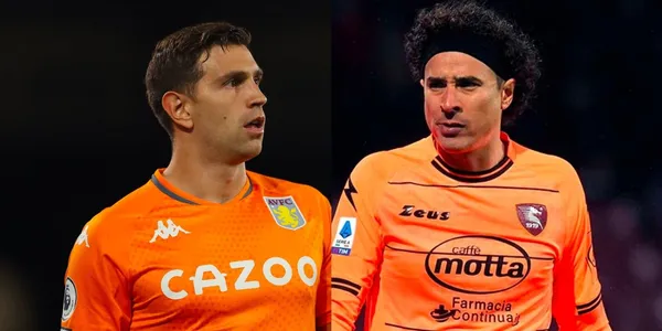 Guillermo Ochoa gives hard news to the goalkeeper of the Argentine National Team
