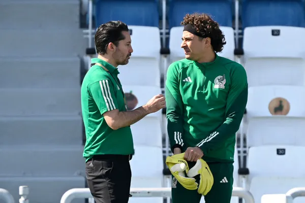 Guillermo Ochoa prepares to face Jamaica and Suriname