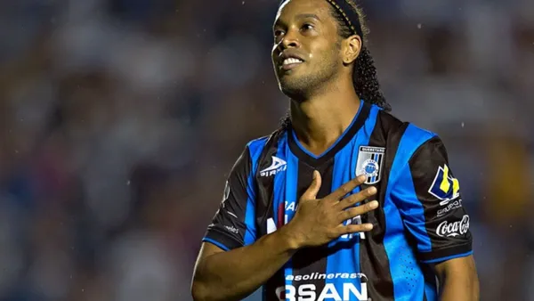 He currently is part of Mexico National Team squad.