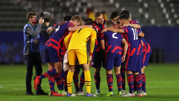 He currently plays for Porto B.