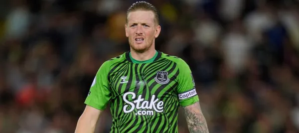 He plays in England and is a fundamental part of his team