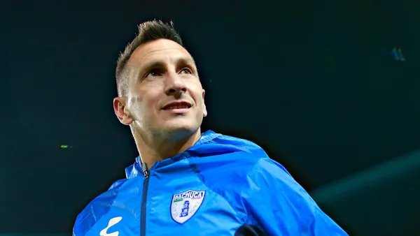 He retired with CF Pachuca in 2018.