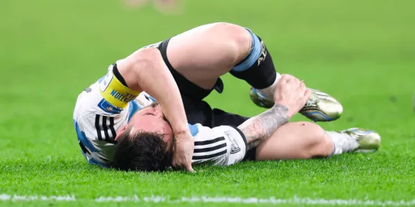 He wanted to take a picture with the best in the world, he achieved his goal, but he did not imagine the consequences of his action